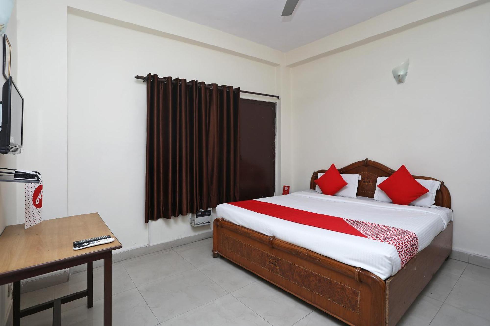 Hotel O Celebration Bnb Home Дели Экстерьер фото
